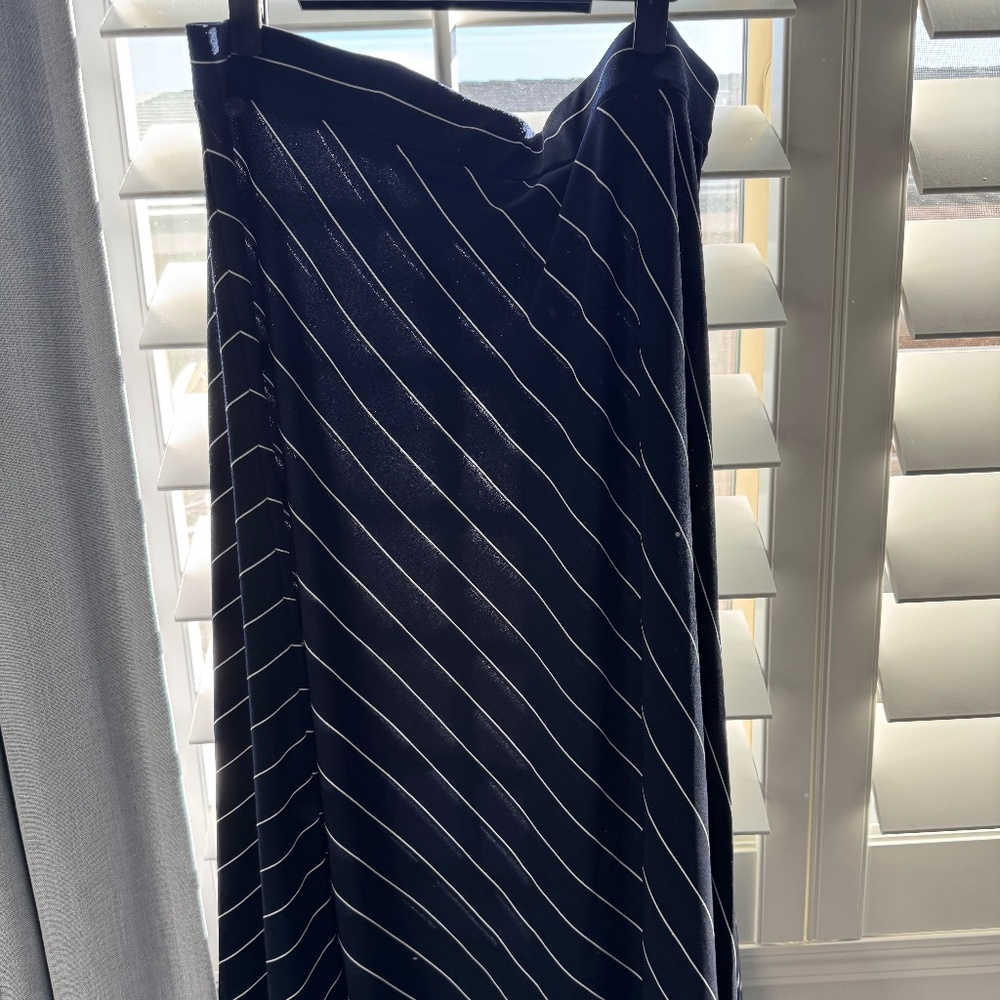 Susan Graver Skirt (gently worn)